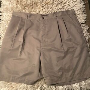 Men’s Shorts 42 Waist